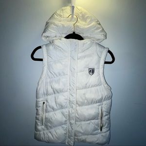 American Eagle Puffer Vest